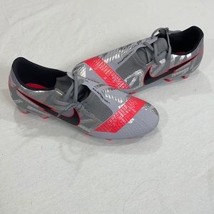 Phantom Vnm Soccer Cleats